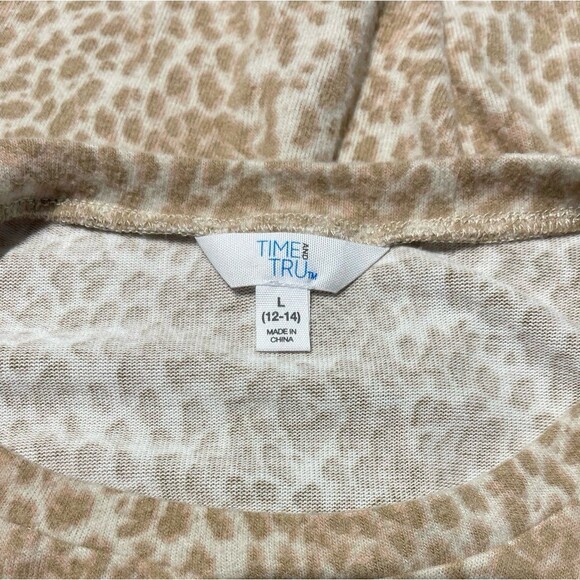 Time And Tru Women's Hacci Top Size L - Picture 3 of 7